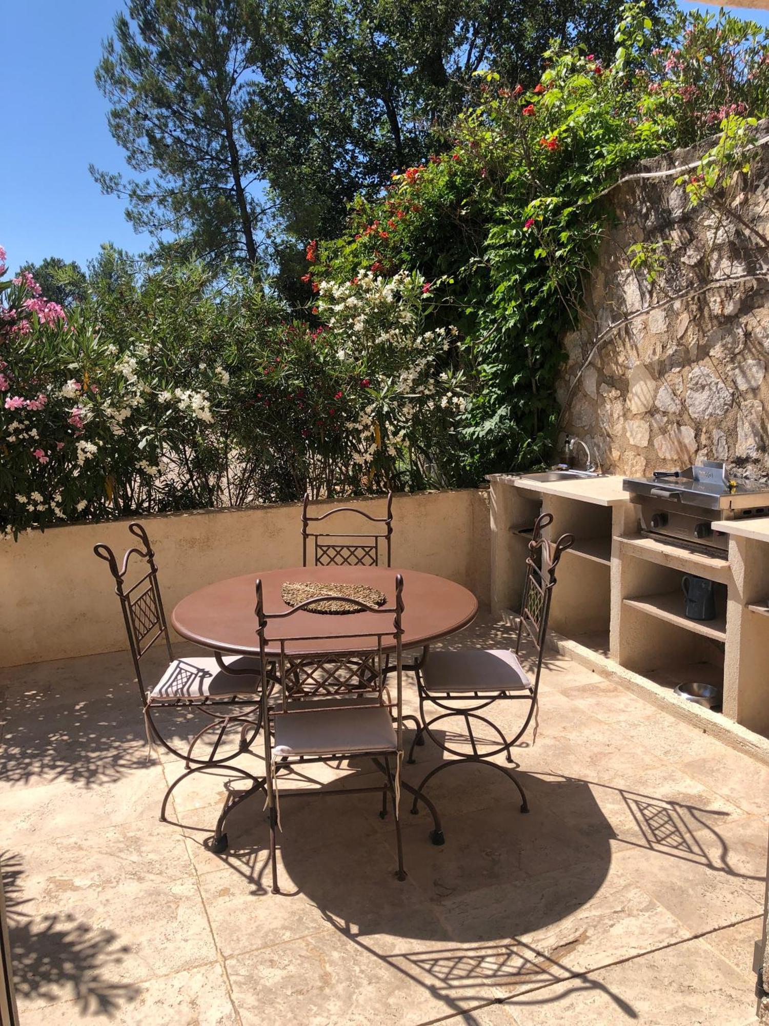 Le Cocon De Provence Apartment Fayence Bagian luar foto